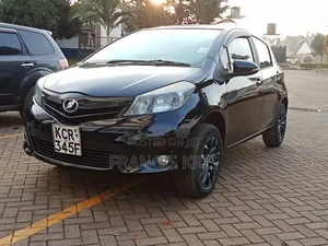 Toyota Vitz 2011 Black