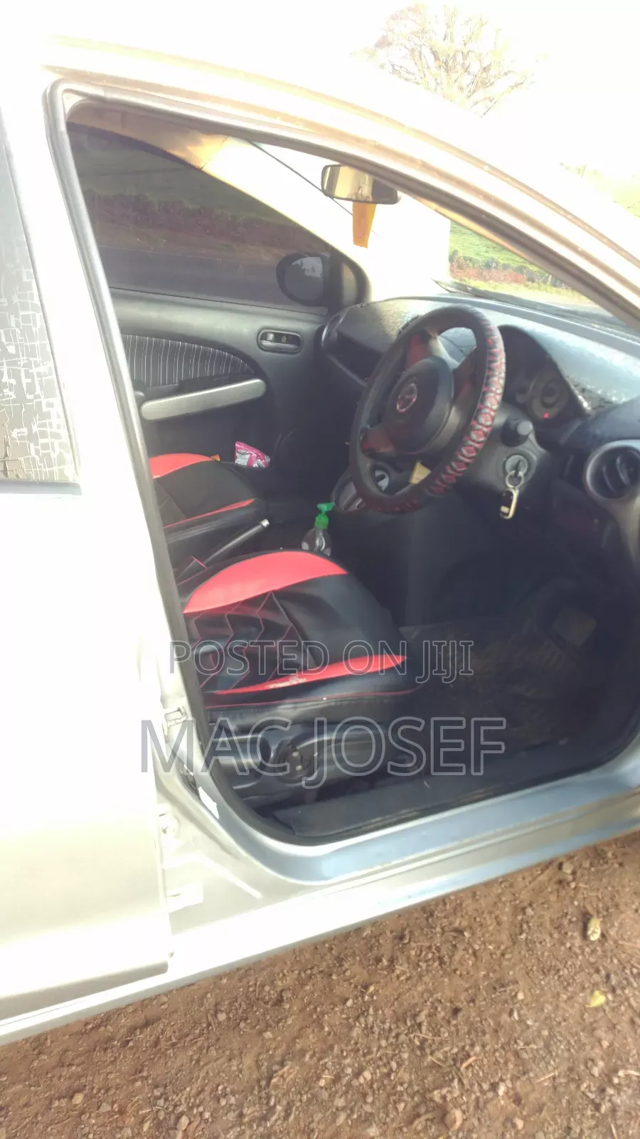 Mazda Demio 2010 Silver