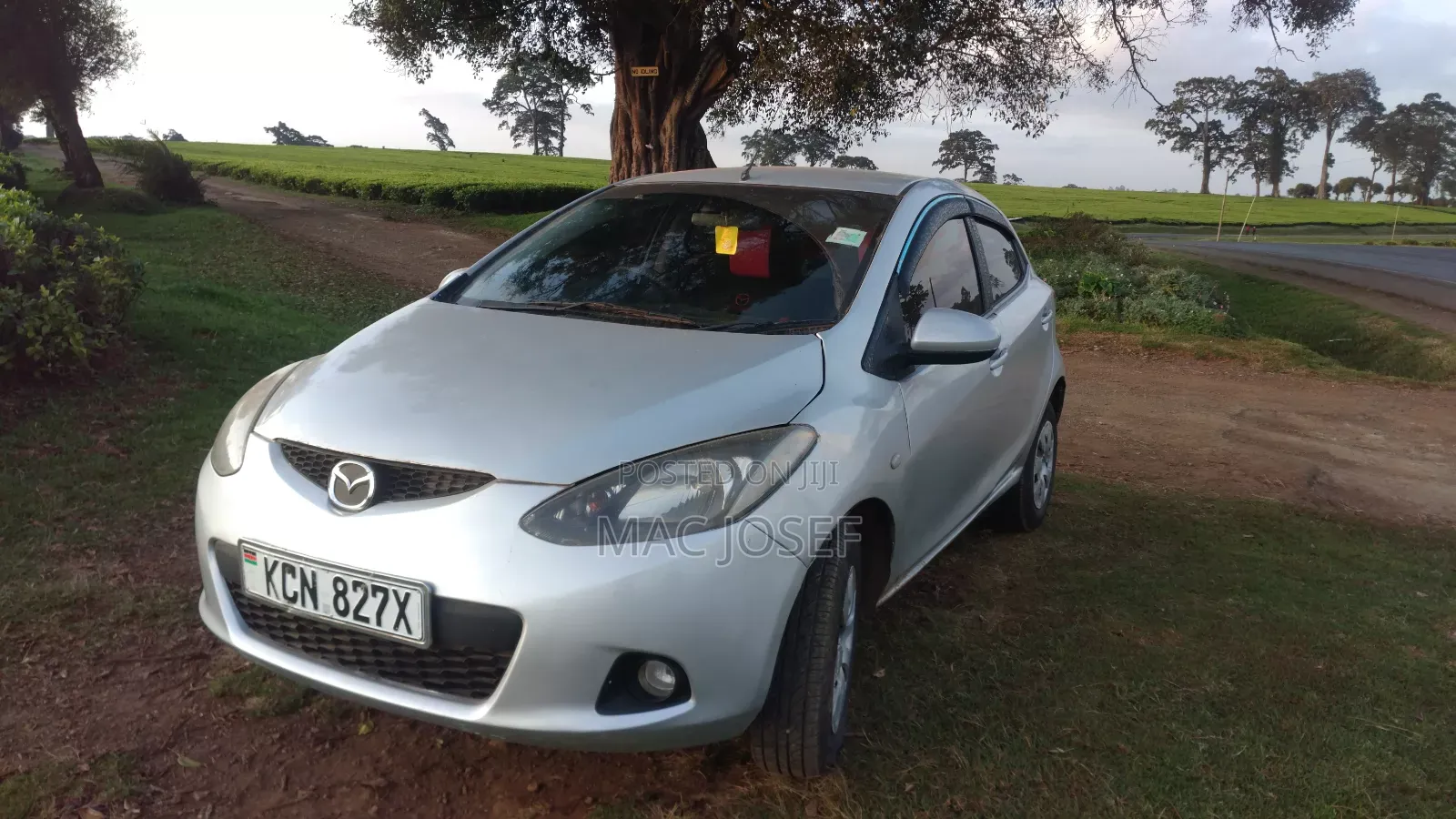 Mazda Demio 2010 Silver