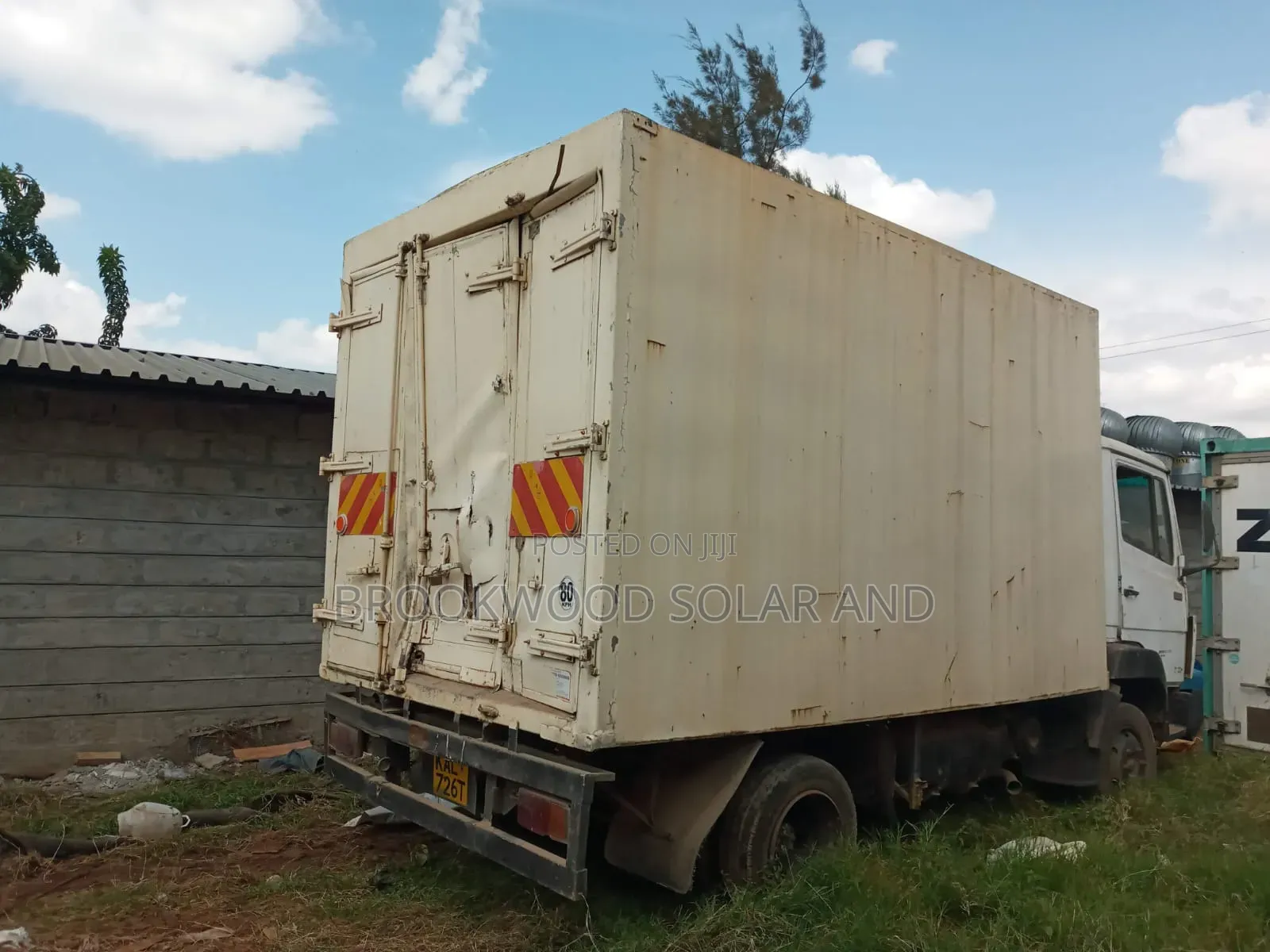 2 Mercedes Lorries for Sale