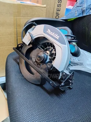 7" Makita Circular Saw