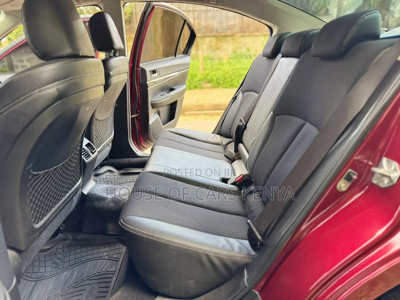 Subaru Legacy 2014 Red