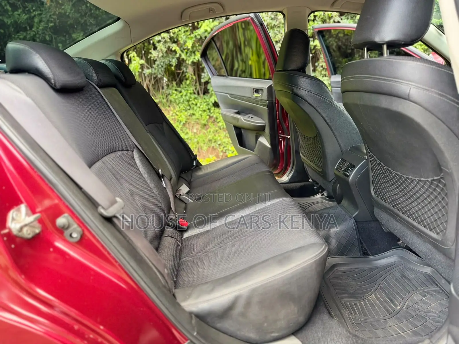 Subaru Legacy 2014 Red