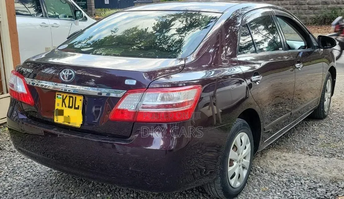 Toyota Premio 2016 Brown