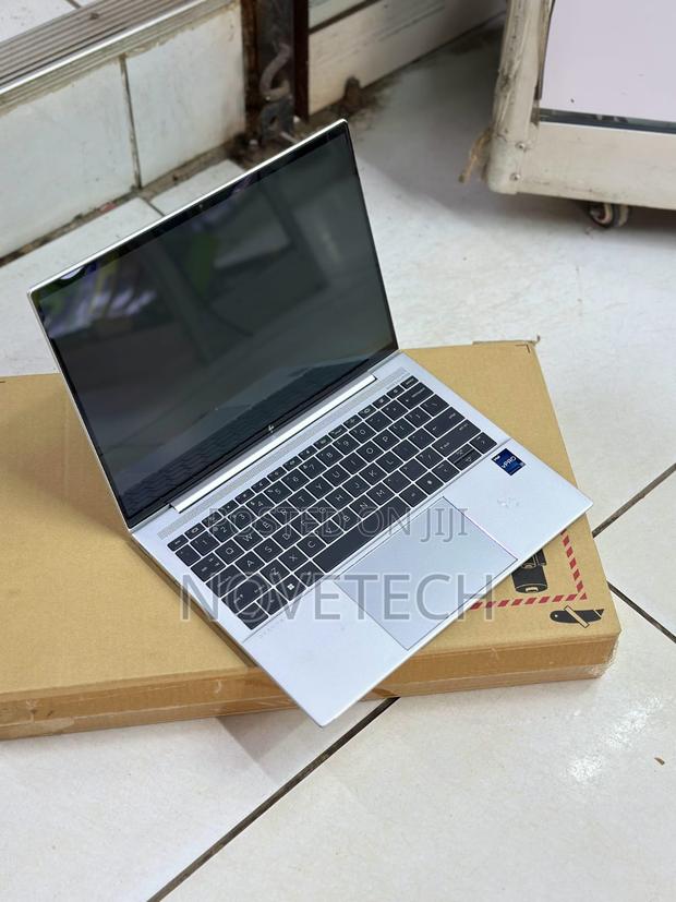 Laptop HP Dragonfly G3 32GB Intel Core i7 SSD 512GB - thumbnail 3
