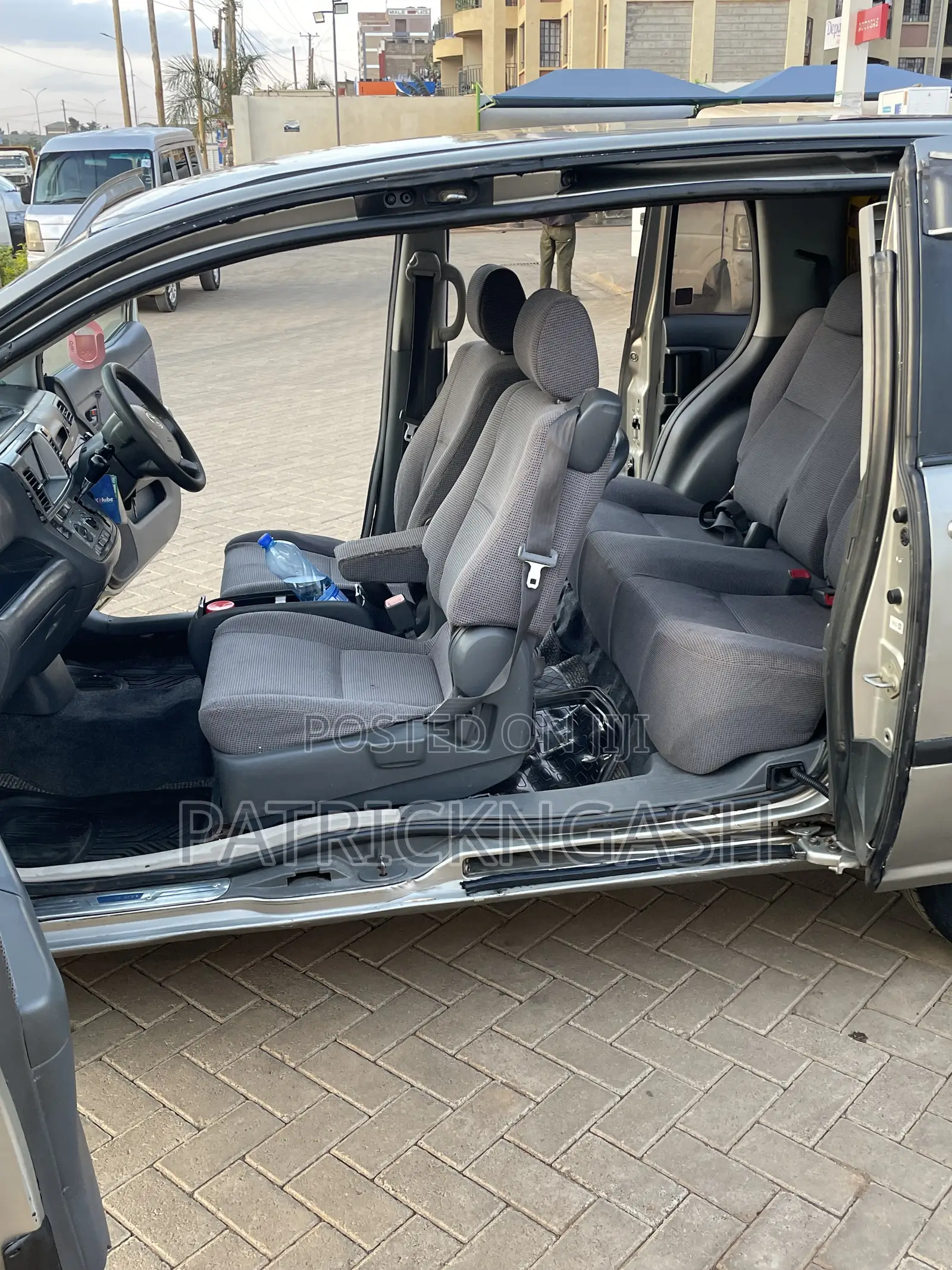 Toyota Raum 2006 Silver