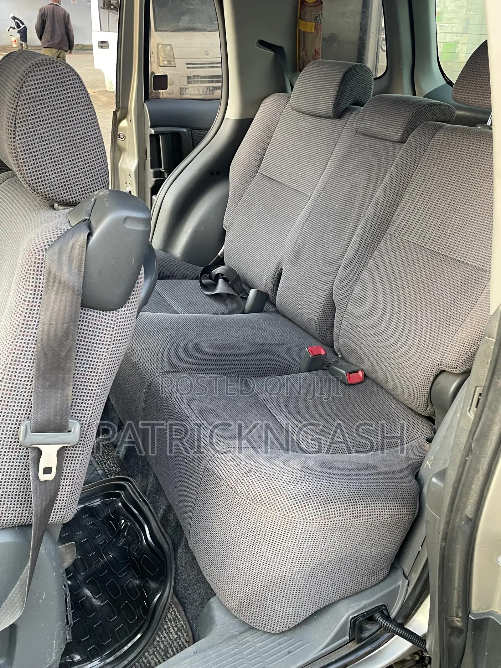 Toyota Raum 2006 Silver