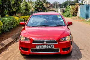 Mitsubishi Galant 2014 Red