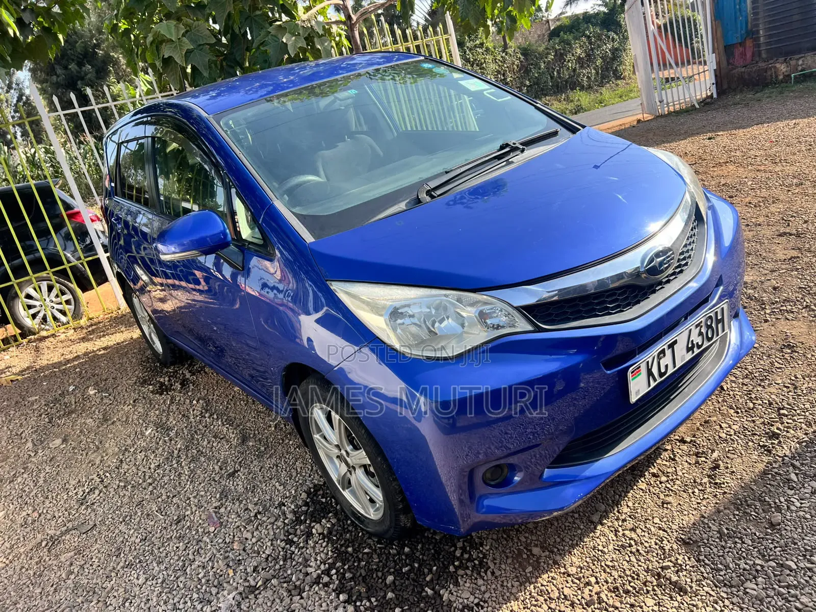 Subaru Trezia 2011 Blue