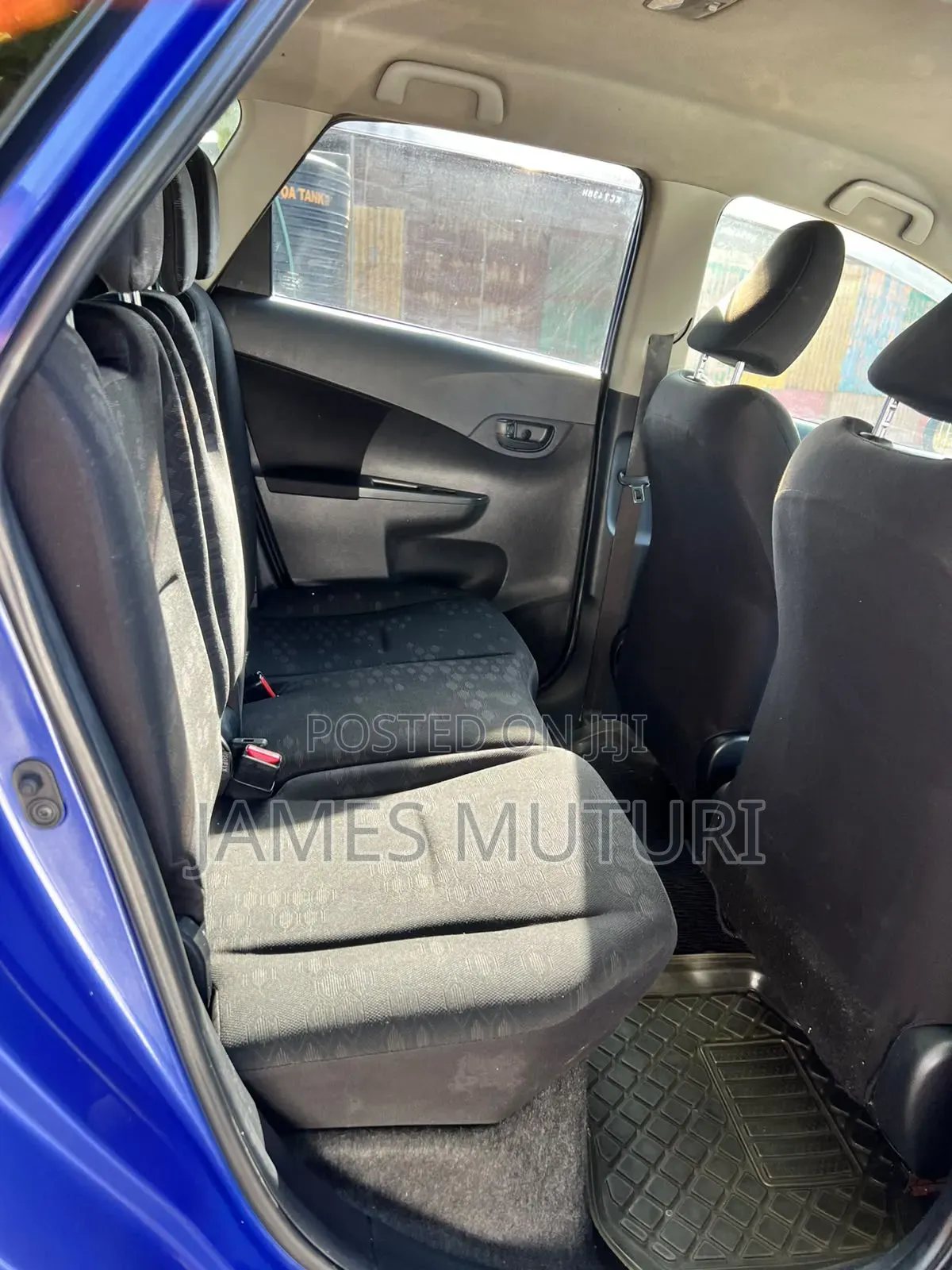 Subaru Trezia 2011 Blue