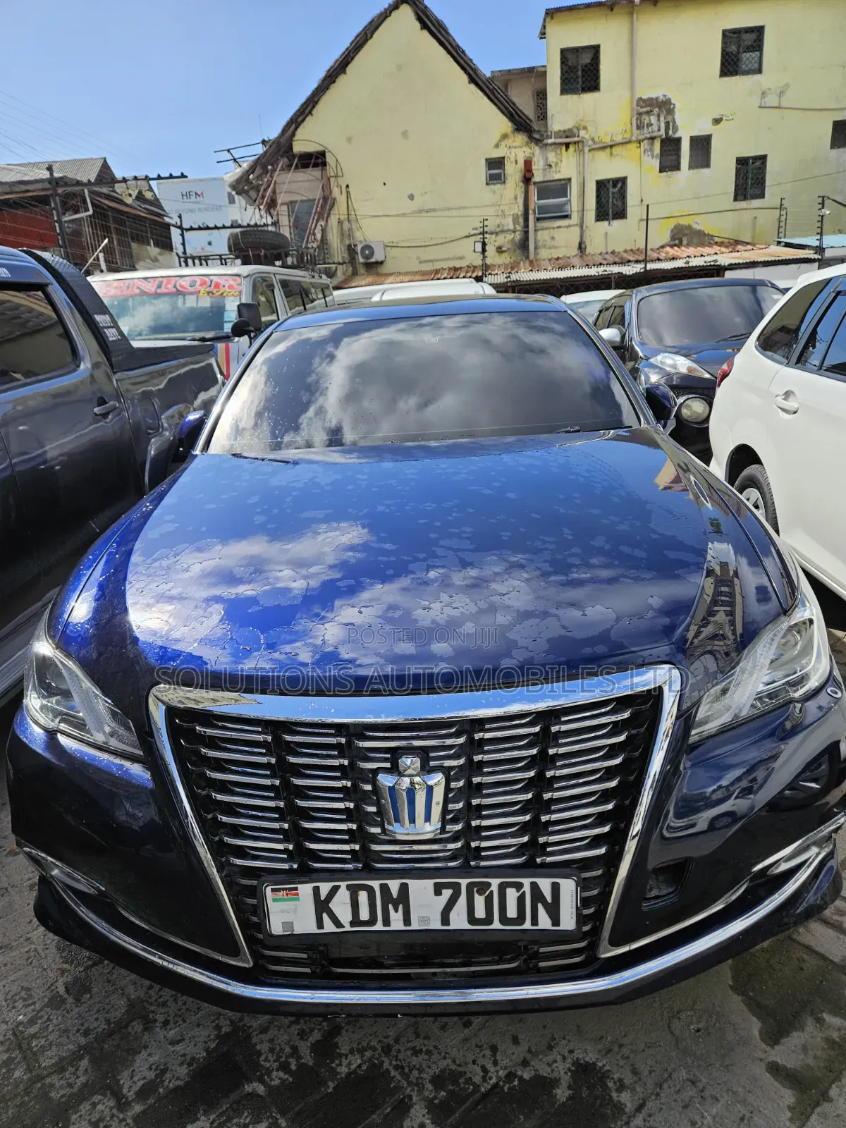 Toyota Crown 2016 Blue