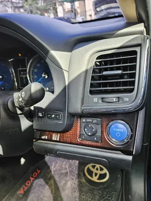 Toyota Crown 2016 Blue