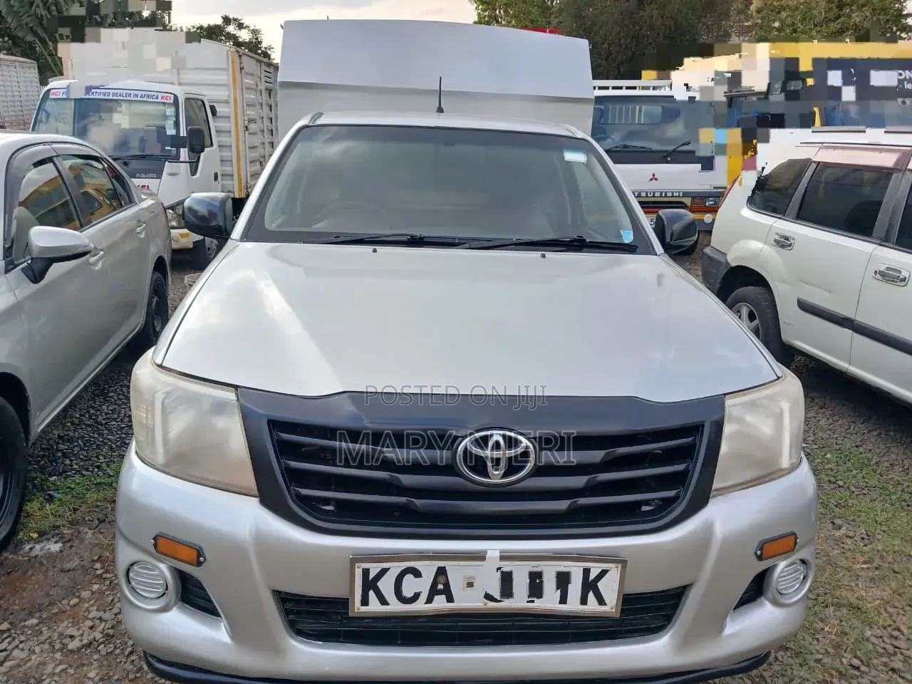 Toyota Hilux 2014 Gray