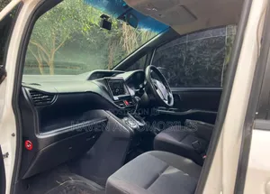 Toyota Voxy 2018 White
