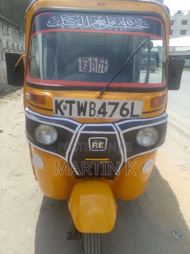 Bajaj RE 2018 Yellow - thumbnail 4