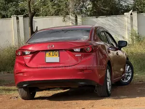 Mazda Axela 2017 Red