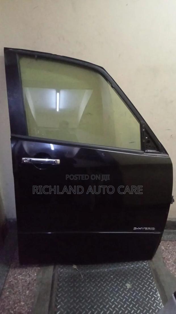 Nissan Serena Gfc27 Front Door RHS