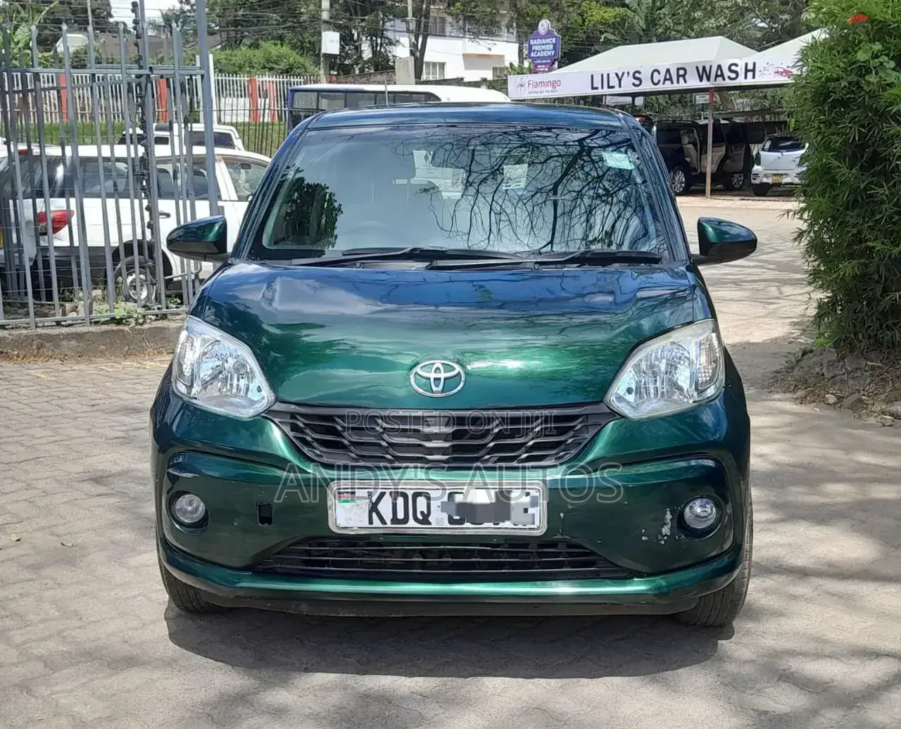 Toyota Passo 2017 Green