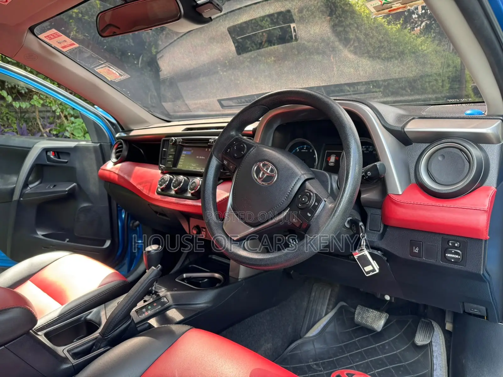 Toyota RAV4 2018 Blue