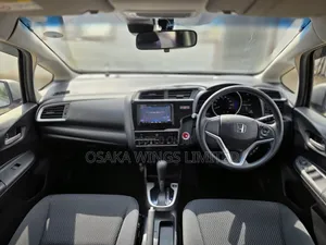 Honda Fit 2019 Silver