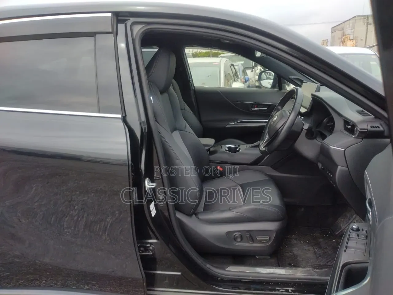 Toyota Harrier 2021