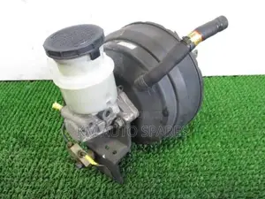 Isuzu Bighorn Brake Booster/Master Cylinder