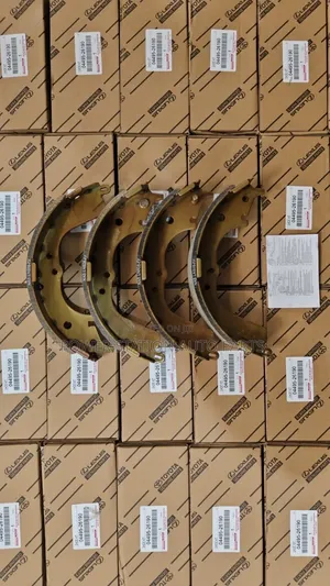 Toyota Hilux Brake Shoe / Brake Lining