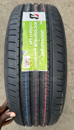 215/55r17 Bridgsone Tyre