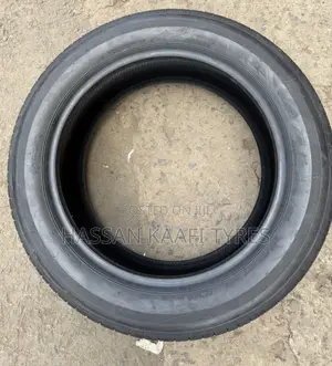 215/55r17 Bridgsone Tyre