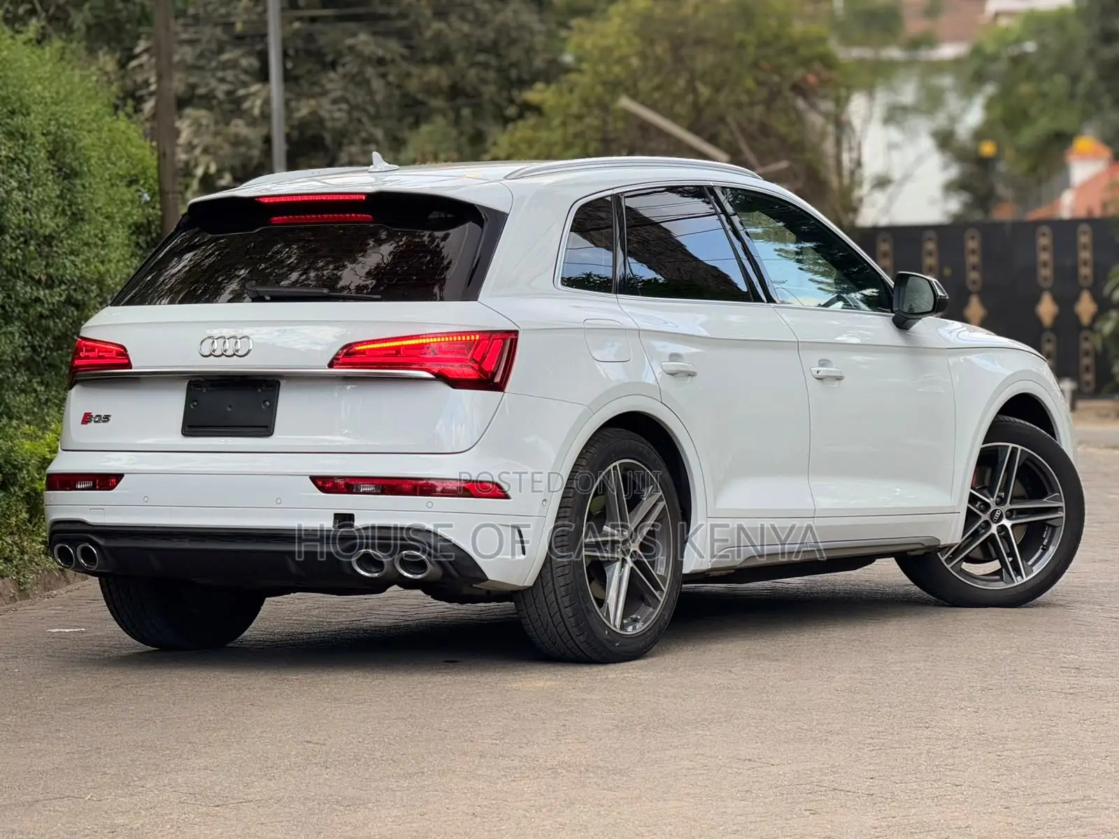 Audi SQ5 2021 Pearl