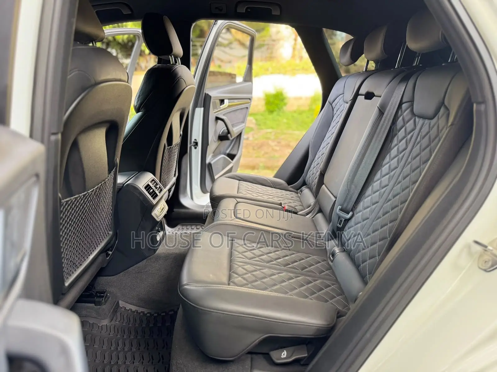 Audi SQ5 2021 Pearl