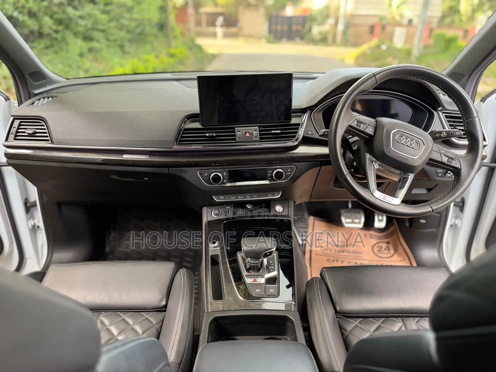 Audi SQ5 2021 Pearl