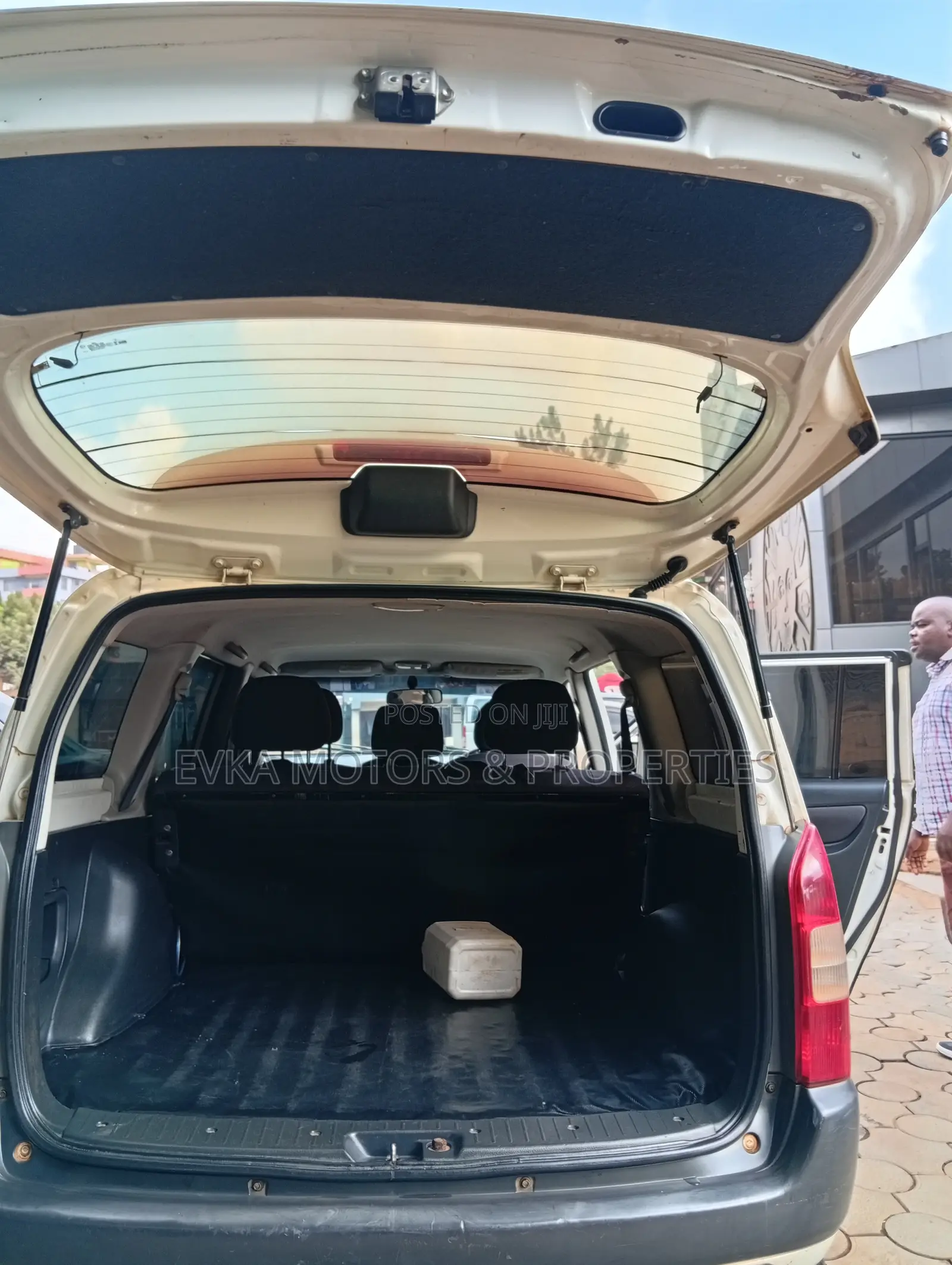 Toyota Probox 2013 White