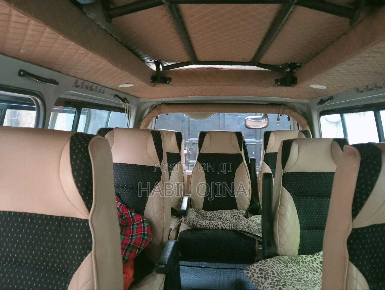 Toyota HiAce 2017 Silver