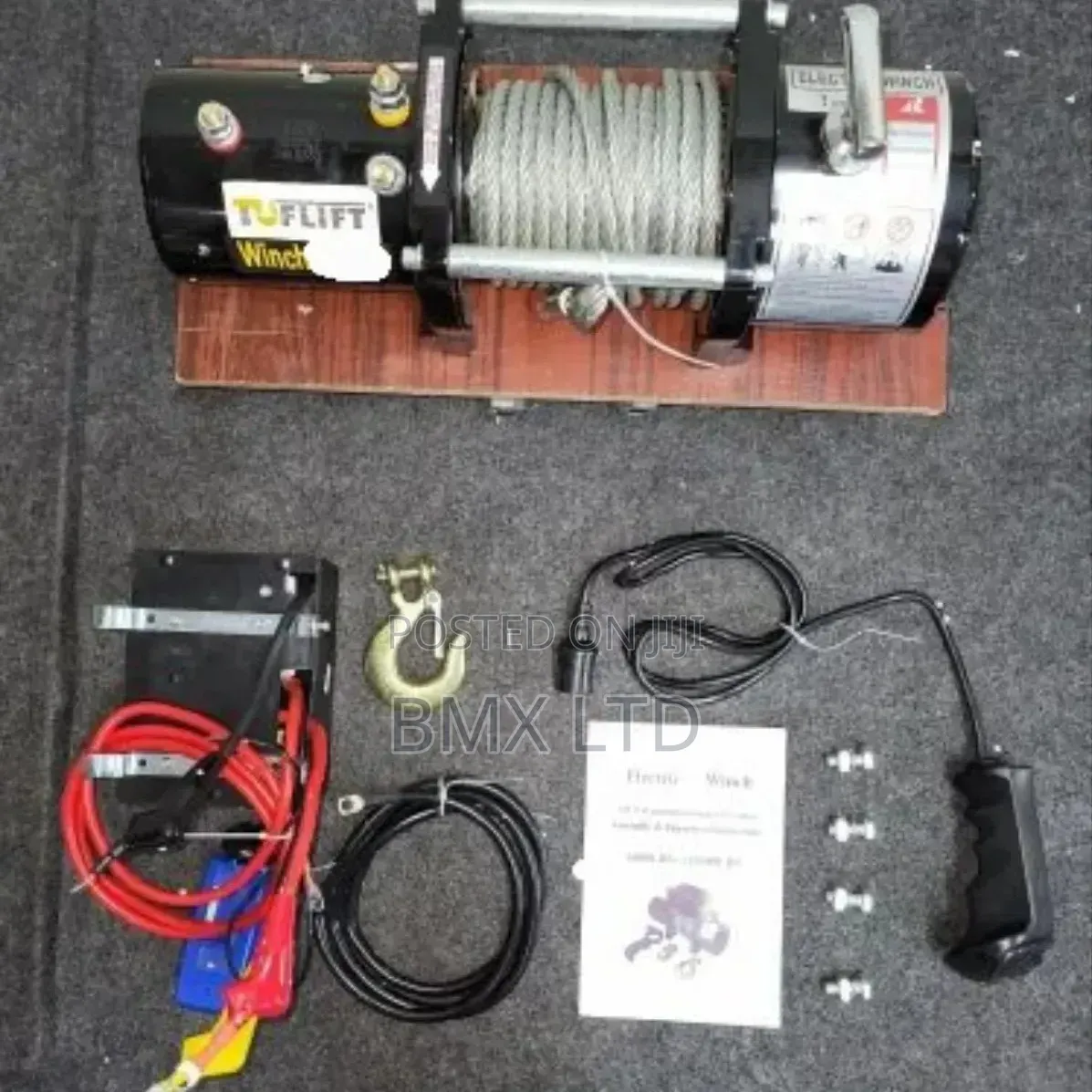 Industrial Grade 12000lb Electric Pulling Winch for Vehicle Recovery