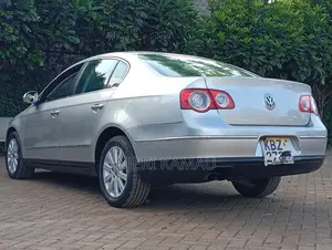 Volkswagen Passat 2008 Gray