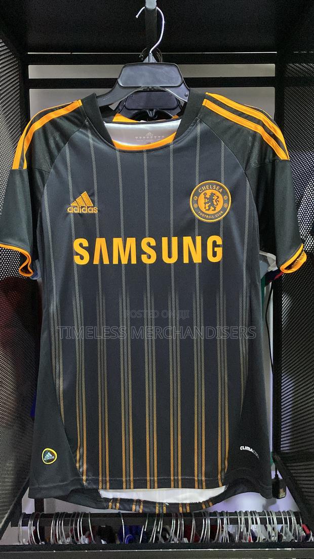 Chelsea Retro Kit