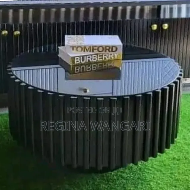 White Executive Modern Round Coffee Table