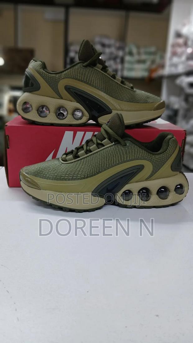 Nike Dn Sport Shoes