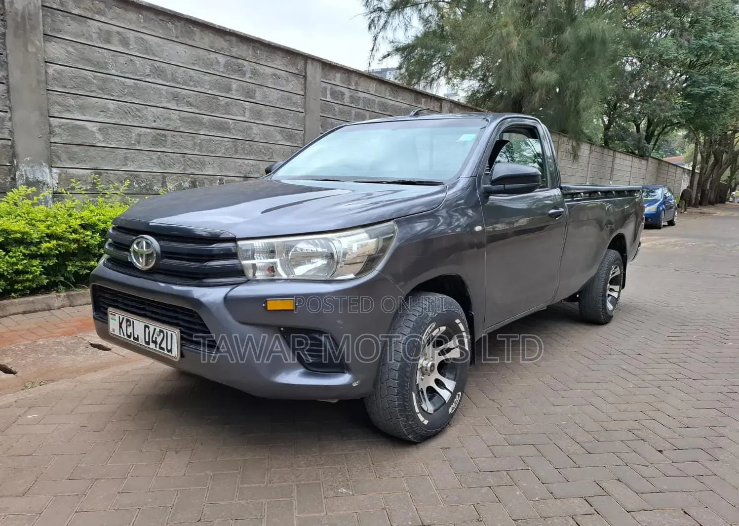 Toyota Hilux 2016 Gray