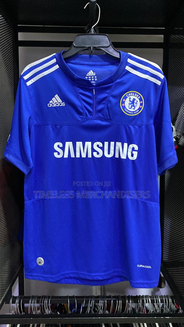 Chelsea All Time Retro Kits - thumbnail 10