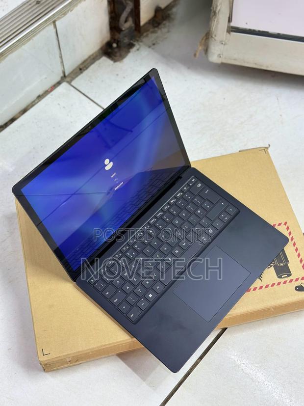 Laptop Microsoft Surface Pro 4 16GB Intel Core i7 SSD 512GB - thumbnail 2
