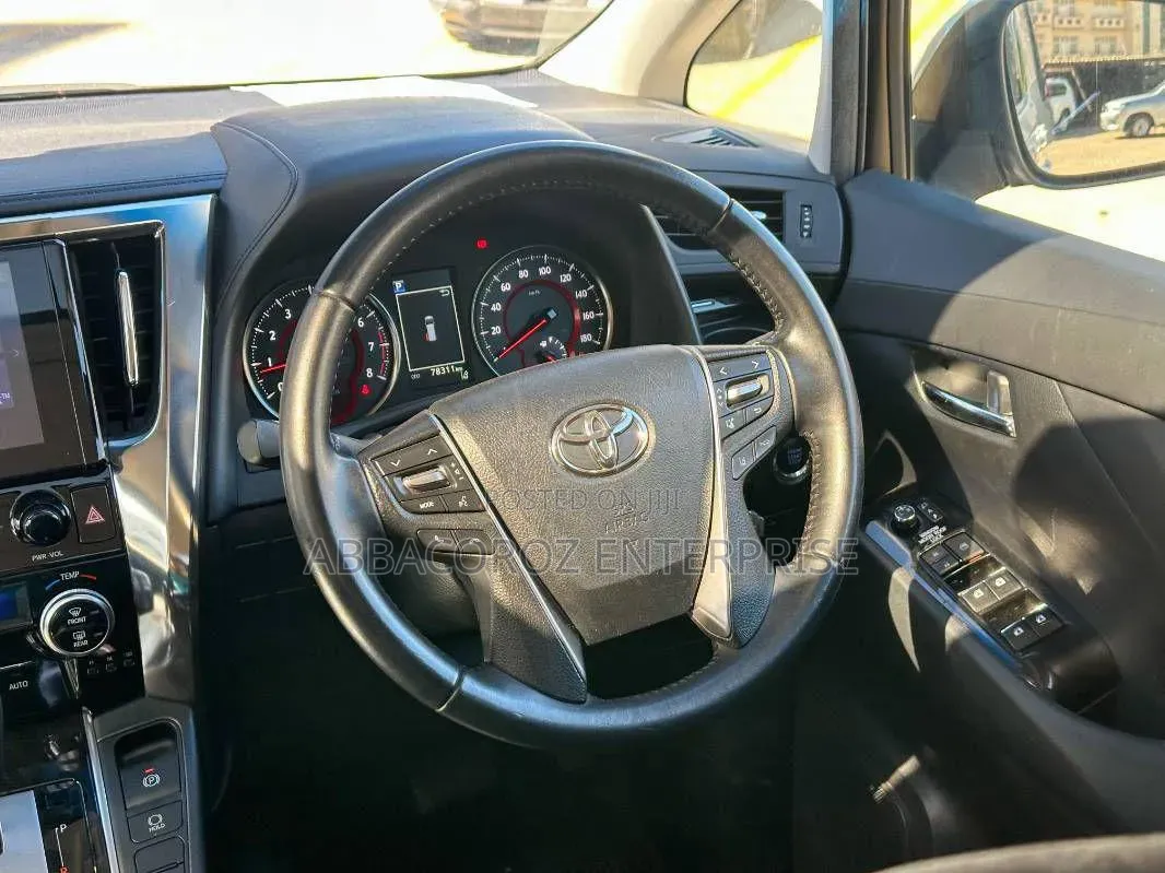 Toyota Alphard 2.5 Petrol AWD 2020 Pearl