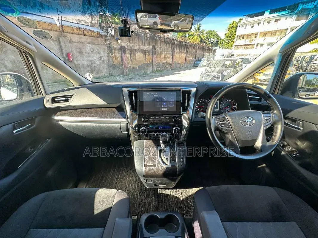 Toyota Alphard 2.5 Petrol AWD 2020 Pearl