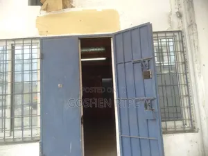 Iconic/Huge Shop to Let at Mvita - Sparki Mombasa City (Island)