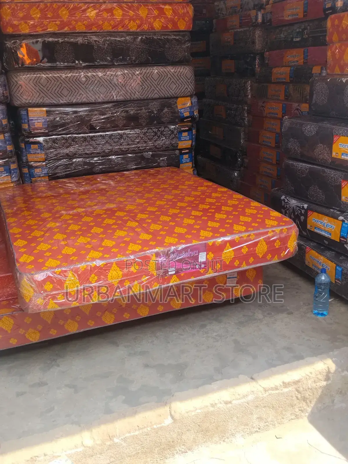 Vitafoam Maisha Mattress 5x6 8 Inch Plain Foam Mattress