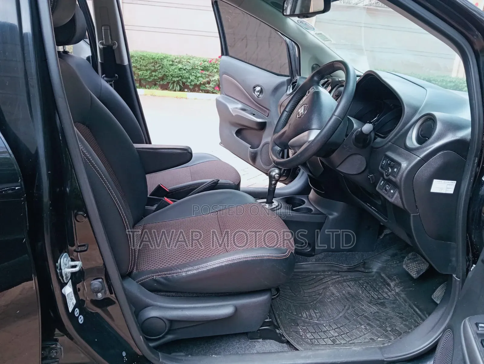 Nissan Note 2016 Black