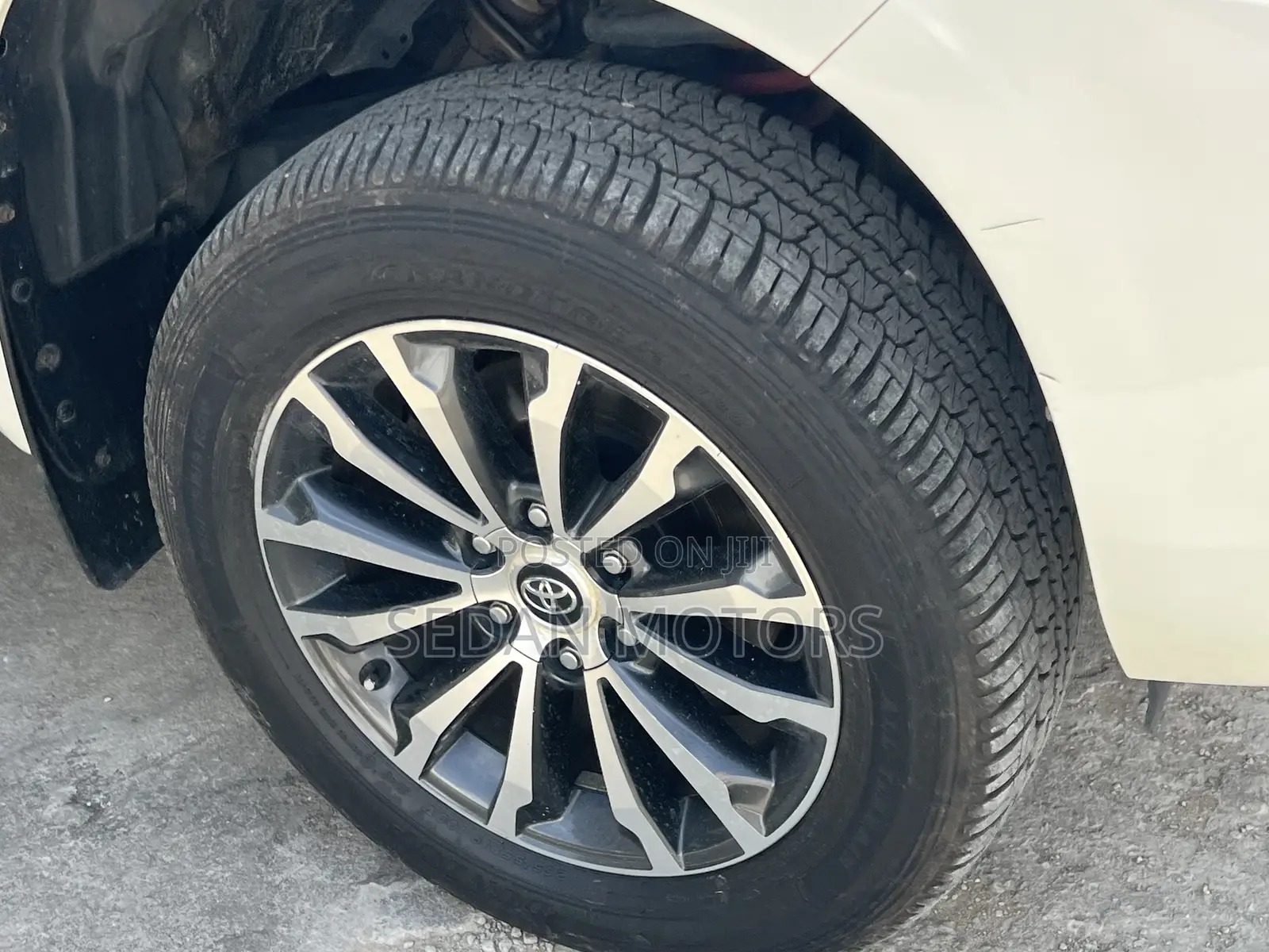 Toyota Land Cruiser Prado 2018 Beige