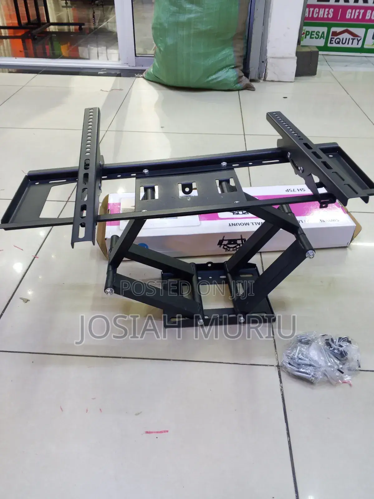 32 Inch to 85 Inch Wall Mount