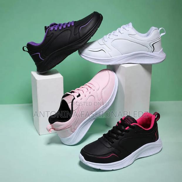 Ladies Cute Sneakers 37-42